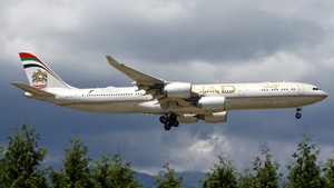 Photo of A6-EHD - Airbus A340-541 operated by Etihad Airways