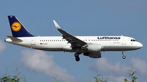 D-AIUA - Airbus A320-214