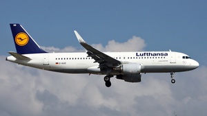 D-AIUD - Airbus A320-214