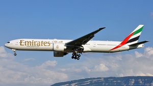 Photo of A6-ECQ - Boeing 777-31H(ER) operated by Emirates