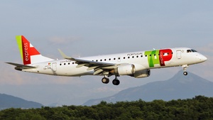 Photo of CS-TPR - Embraer ERJ-190LR operated by TAP Express (opb Portugália Airlines)