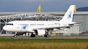 Photo of D-ALXX - Airbus A319-115(CJ) operated by K5 Aviation