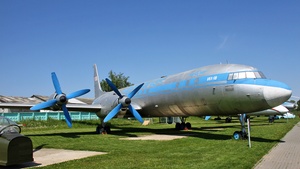 Photo of CCCP-75781 - Ilyushin Il-18V operated by Aeroflot