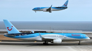 Photo of G-OOBC - Boeing 757-28A operated by Thomson Airways