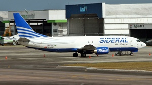 Photo of PR-SDJ - Boeing 737-4Y0(SF) operated by Sideral Linhas Aéreas