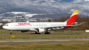 Photo of EC-LZX - Airbus A330-302 operated by Iberia