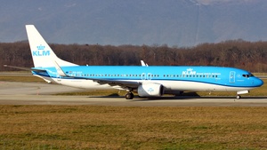 Photo of PH-BXP - Boeing 737-9K2 operated by KLM Royal Dutch Airlines