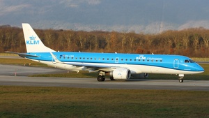 Photo of PH-EZR - Embraer ERJ-190STD operated by KLM Cityhopper
