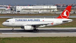 Photo of TC-JLR - Airbus A319-132 operated by Turkish Airlines
