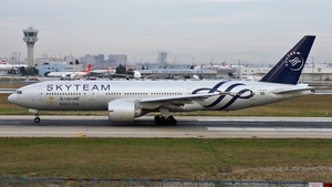 Photo of HZ-AKA - Boeing 777-268(ER) operated by Saudia