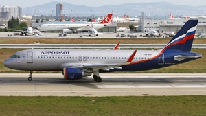 Photo of VQ-BSI - Airbus A320-214 operated by Aeroflot