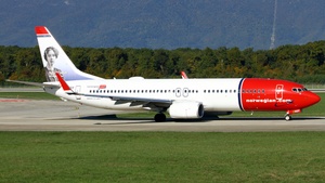 Photo of LN-NGY - Boeing 737-8JP operated by Norwegian Air Shuttle