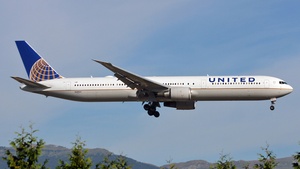 Photo of N68061 - Boeing 767-424(ER) operated by United Airlines