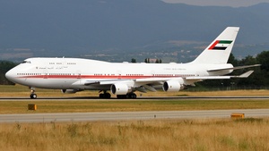 Photo of A6-MMM - Boeing 747-422 operated by Dubai Royal Air Wing