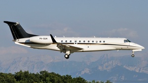Photo of P4-SUN - Embraer Legacy 600 operated by Hyperion Aviation