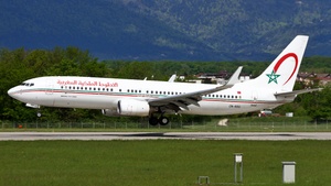 Photo of CN-ROU - Boeing 737-8B6 operated by Royal Air Maroc