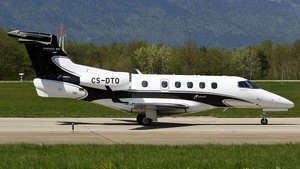 Photo of CS-DTQ - Embraer Phenom 300 operated by Everjets