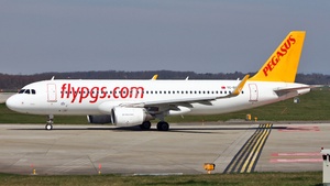 Photo of TC-DCC - Airbus A320-214 operated by Pegasus Airlines