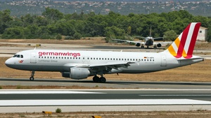 Photo of D-AIPX - Airbus A320-211 operated by Germanwings