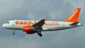Photo of G-EZDJ - Airbus A319-111 operated by easyJet