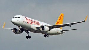 Photo of TC-DCC - Airbus A320-214 operated by Pegasus Airlines