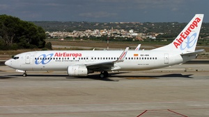 Photo of EC-ISN - Boeing 737-86Q operated by Air Europa