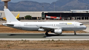 Photo of LY-VEY - Airbus A320-212 operated by Vueling (opb Avion Express)