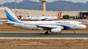 Photo of VP-BCN - Airbus A320-232 operated by Yamal Airlines