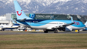 Photo of G-TUKS - Boeing 737-8K2 operated by TUI Airways