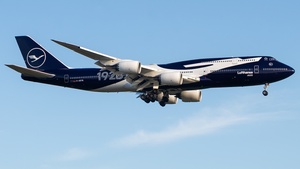 Photo of D-ABYN - Boeing 747-830 operated by Lufthansa