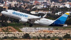 Photo of D-AIUX - Airbus A320-214 operated by Discover Airlines