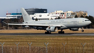 Photo of ZZ337 - Airbus A330-243(MRTT) Voyager KC.3 operated by Royal Air Force