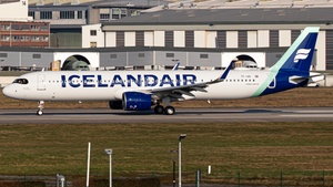 Photo of TF-IAB - Airbus A321-271NX operated by Icelandair