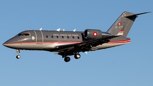 Photo of C-172 - Bombardier Challenger 604 operated by Royal Danish Air Force