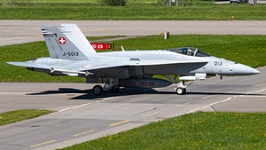 Photo of J-5013 - McDonnell Douglas F/A-18C Hornet operated by Swiss Air Force