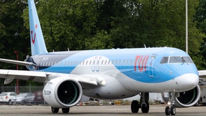 Photo of OO-ETB - Embraer ERJ-195-E2 operated by TUI Airlines Belgium