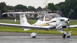 Photo of OO-MAV - Diamond DA40 NG Diamond Star operated by Royal Antwerp Aviation Club