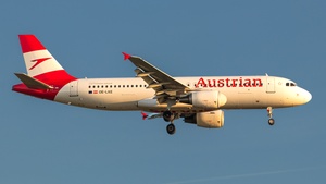 Photo of OE-LXE - Airbus A320-216 operated by Austrian Airlines