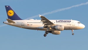 Photo of D-AIBB - Airbus A319-112 operated by Lufthansa