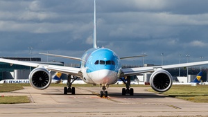 Photo of G-TUIB - Boeing 787-8 Dreamliner operated by TUI Airways