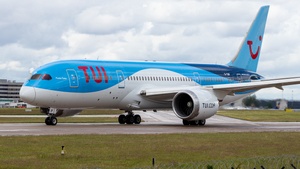 Photo of G-TUIP - Boeing 787-8 Dreamliner operated by TUI Airways