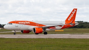 Photo of G-UZLA - Airbus A320-251N operated by easyJet