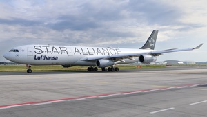 Photo of D-AIGN - Airbus A340-313 operated by Lufthansa