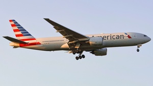 Photo of N779AN - Boeing 777-223(ER) operated by American Airlines
