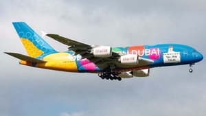 Photo of A6-EES - Airbus A380-861 operated by Emirates