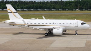 Photo of UK888 - Airbus A319-153N(CJ) operated by Government of the Republic of Uzbekistan