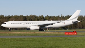 Photo of D-AXEO - Airbus A330-343 operated by K5 Aviation