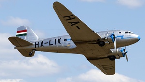 Photo of HA-LIX - Lisunov Li-2T [Douglas DC-3] operated by Goldtimer Foundation