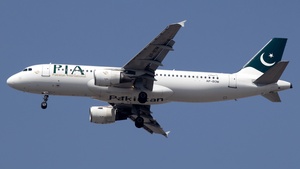 Photo of AP-BOM - Airbus A320-214 operated by PIA Pakistan International Airlines