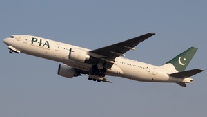 Photo of AP-BMH - Boeing 777-2Q8(ER) operated by PIA Pakistan International Airlines